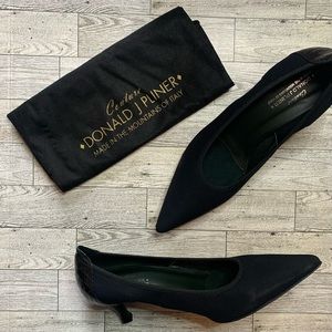 Couture Donald J Pliner 
Black Low/ Mid Length Heels with Back Finish